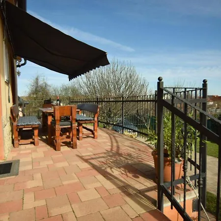 Marco Art For 1- 8 Persons Affittacamere 3*