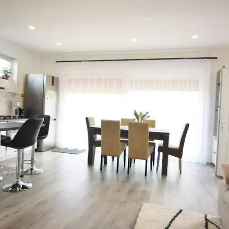 Affittacamere Marco Art For 1- 8 Persons