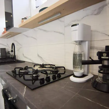 Marco Art For 1- 8 Persons Marko