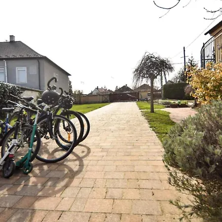 Pensjonat Marco Art Vendeghaz Jakuzzi, Sauna - 2025 Nyartol - From Summer 2025 Marko