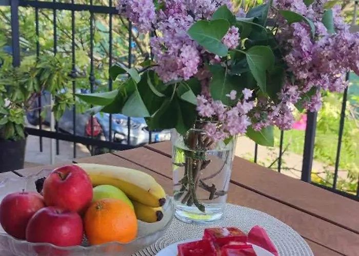 Marco Art For 1- 8 Persons 3* Marko